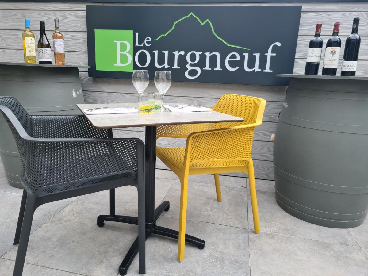 Hotel Restaurant Le Bourgneuf Morlaas Eksteriør billede