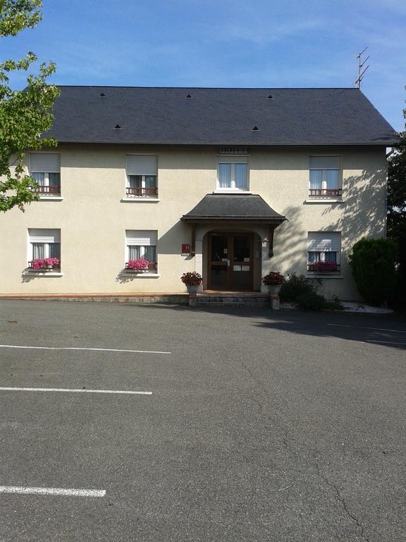 Hotel Restaurant Le Bourgneuf Morlaas Eksteriør billede